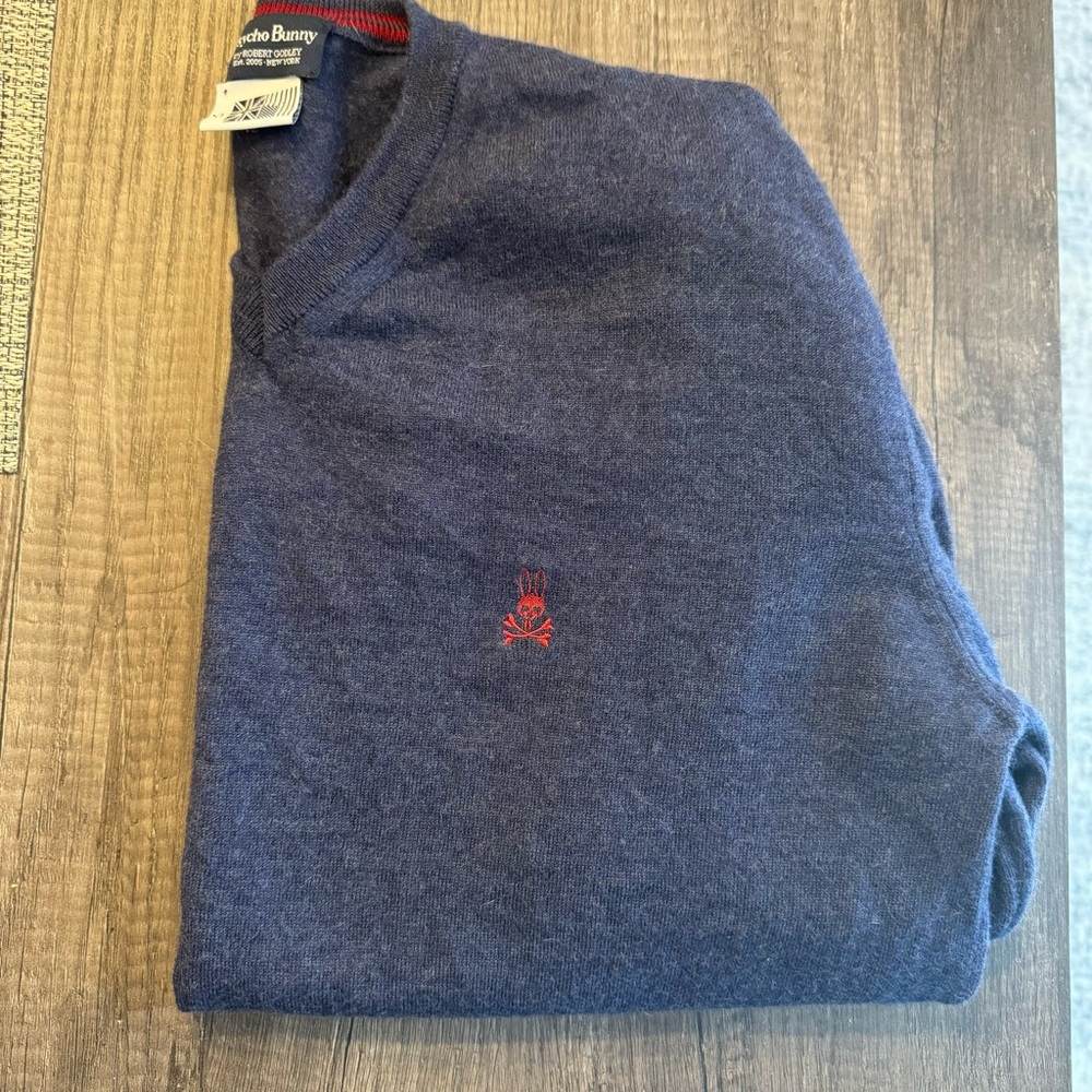 Psycho bunny v-neck cashmere sweater